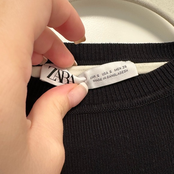Zara Cropped Black Knit Sweater T Shirt - Picture 2 of 3